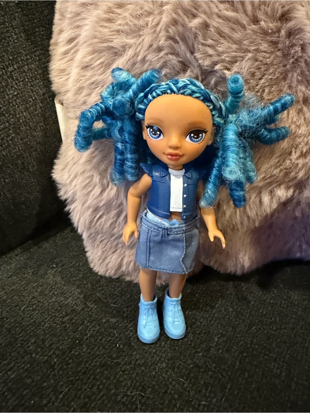 Rainbow high littles sapphire Bradshaw doll
